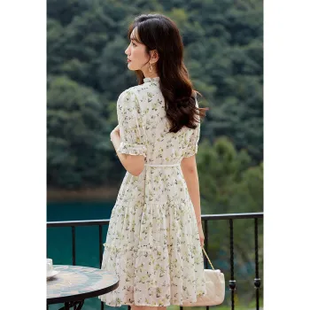 Like The Age Of Water Short Sleeved Dress Women's Green Floral