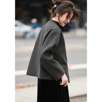 Like The Age Of Water Velvet feel Coat Women's Gray