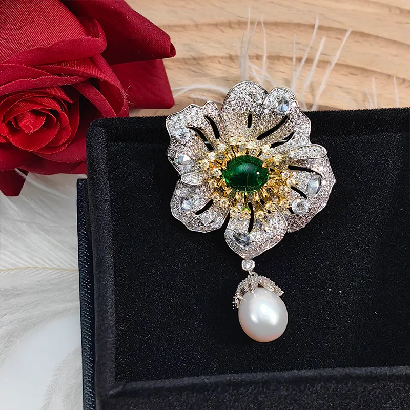 VERENA REINE Pearl Brooches Unisex-3