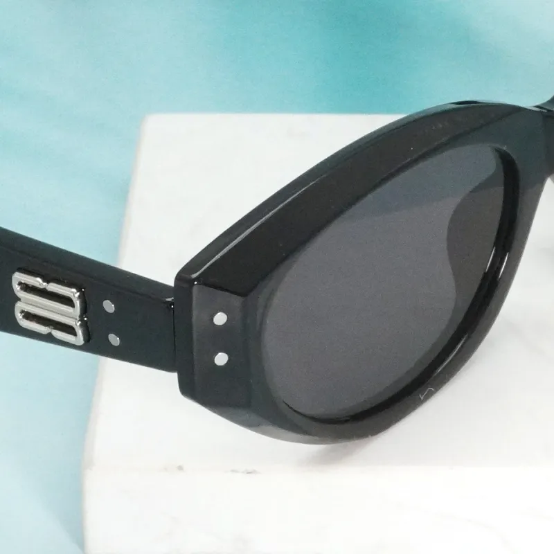 VERENA REINE Plate Frame Oval Sunglasses Unisex-4