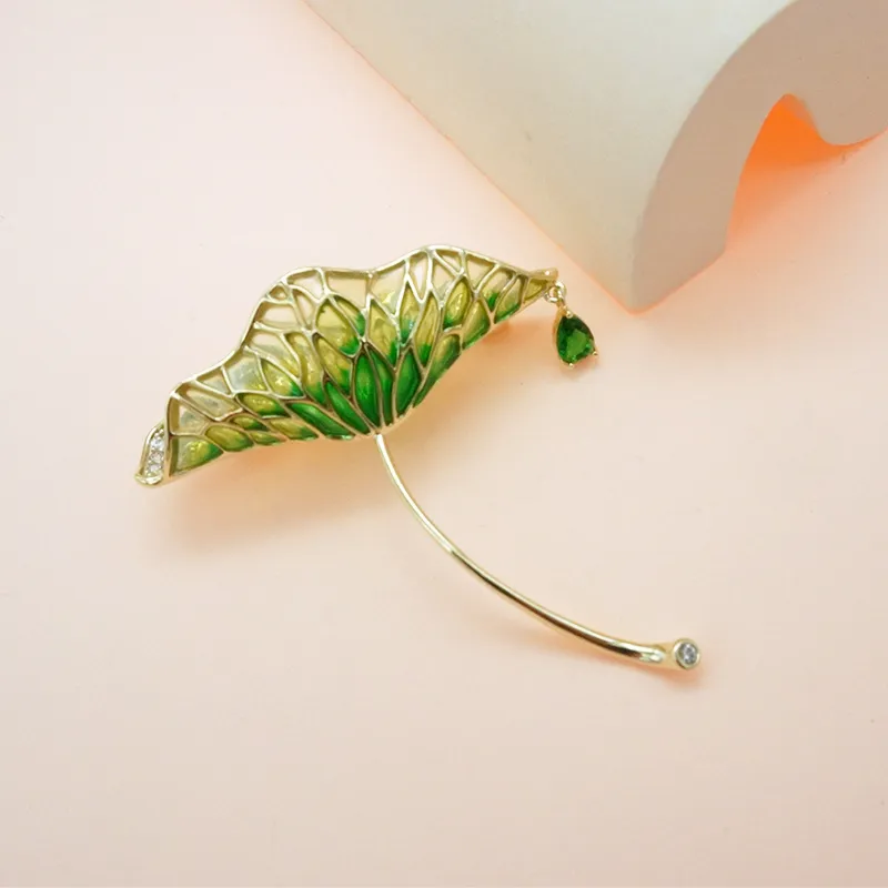 VERENA REINE Copper Brooches Unisex-2