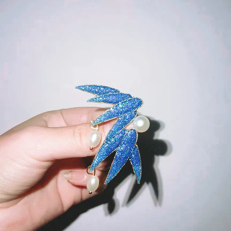 VERENA REINE Copper Brooches Unisex-4