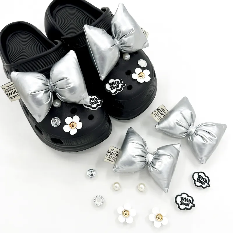 VERENA REINE Fabric Shoe Buckle Unisex-4