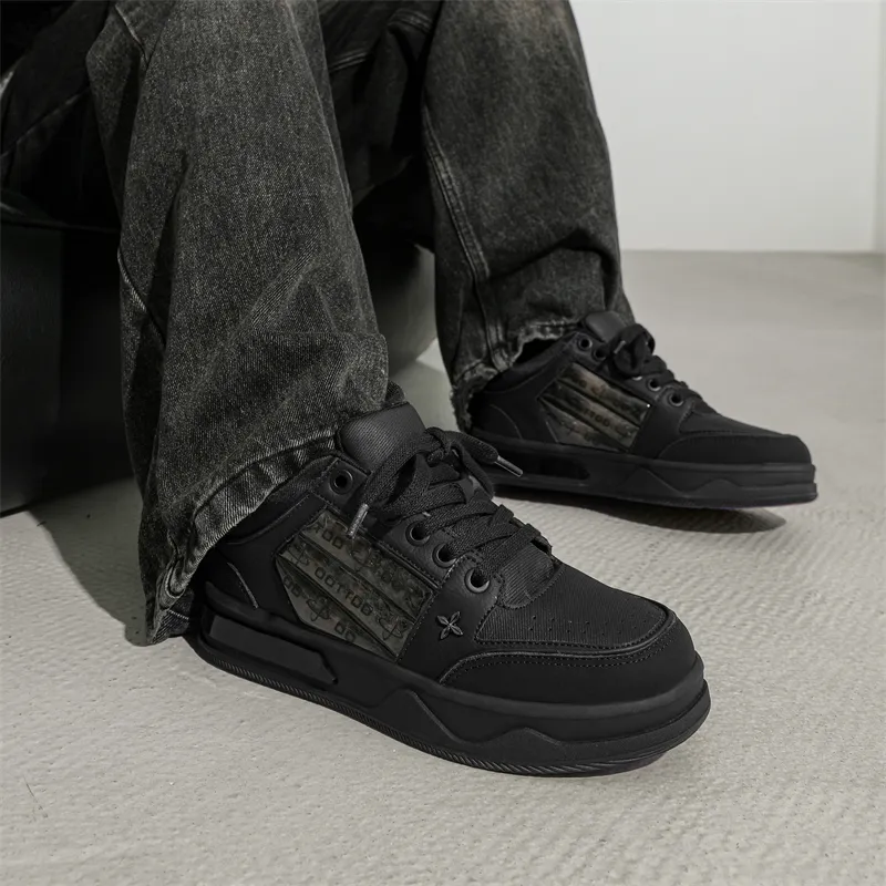 Mo Xu Small Sailboat Slip Resistant Low Top Skateboard Shoes Unisex Black-5