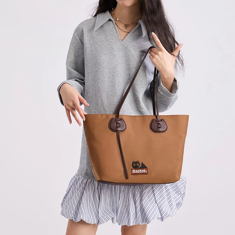 The British Museum Fabric, Synthetic Leather Tote Bag, Shopping Bag, Shoulder Bag Women's Brown/Beige/Green/Dark Gray-2