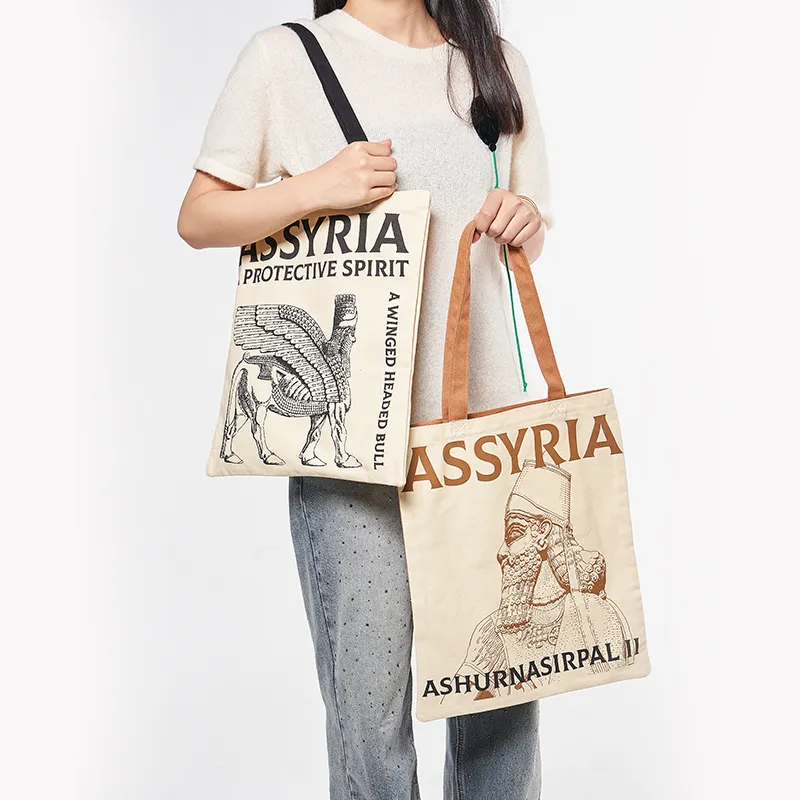 The British Museum X Suzhou Museum Collaboration Fabric Canvas Bag Shoulder Bags Regular Unisex Beige/Black-2