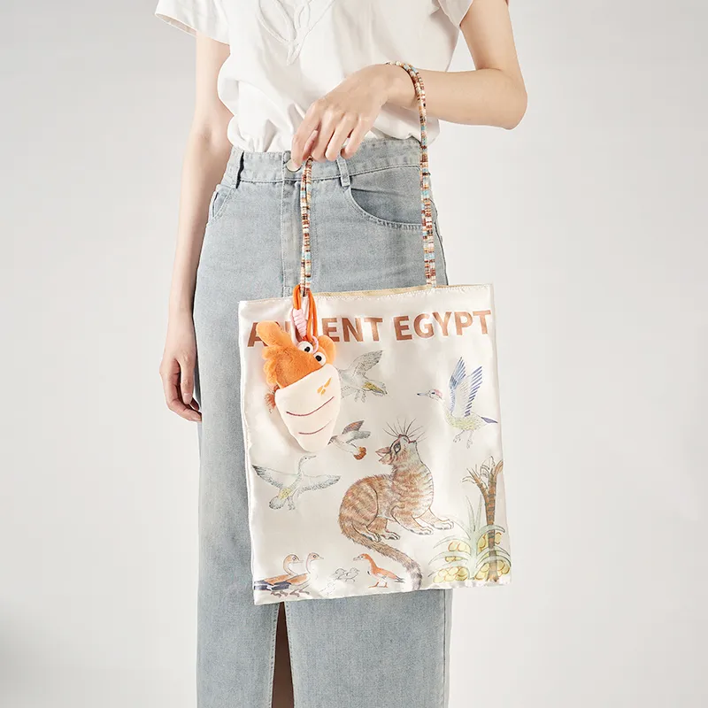 The British Museum Fabric Shoulder Bag Women's Multicolor-3