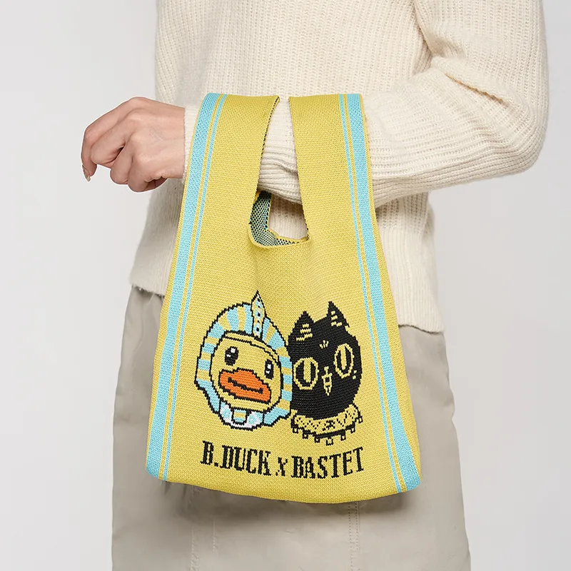 The British Museum Fabric Handbag Regular Unisex Black/Yellow-4