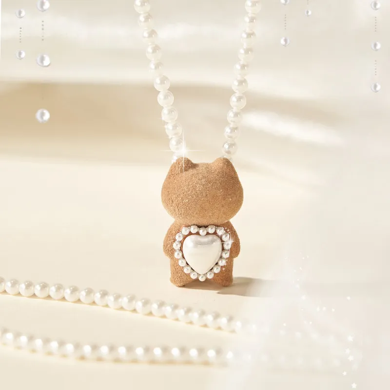 The British Museum Pearl Necklaces Women's-1