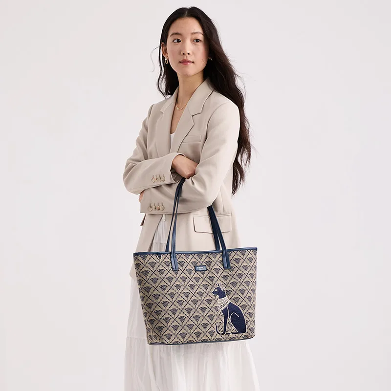 The British Museum Synthetic Leather Shoulder Bag Women's Blue-3