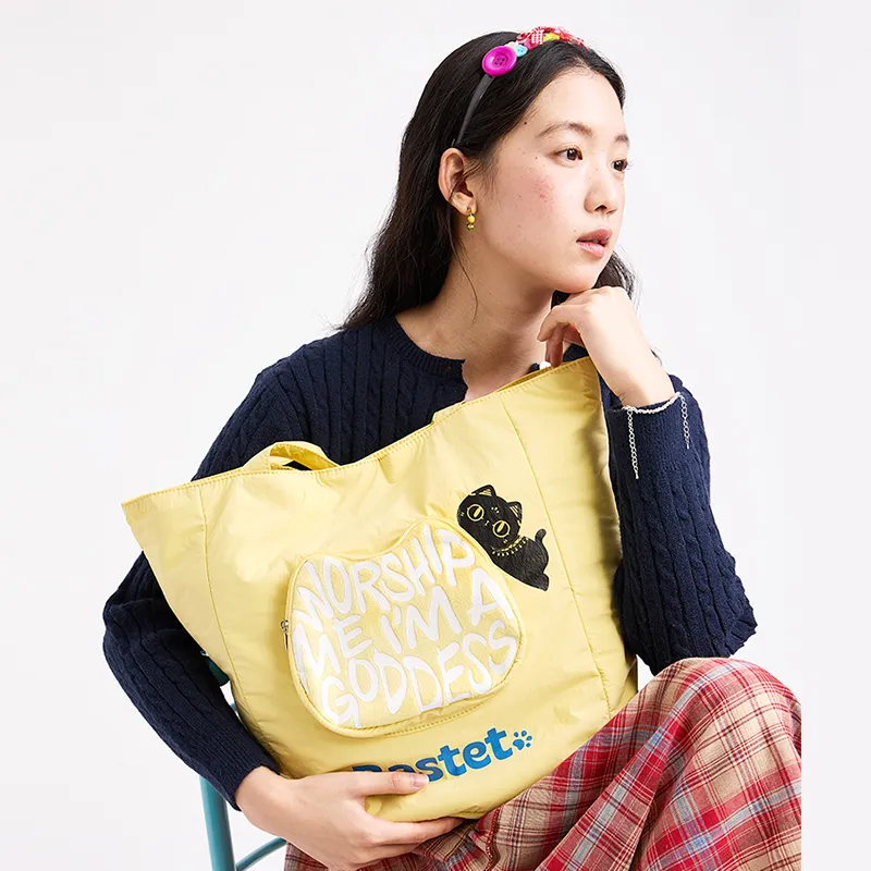 The British Museum Fabric Shoulder Bag Women's Yellow-3