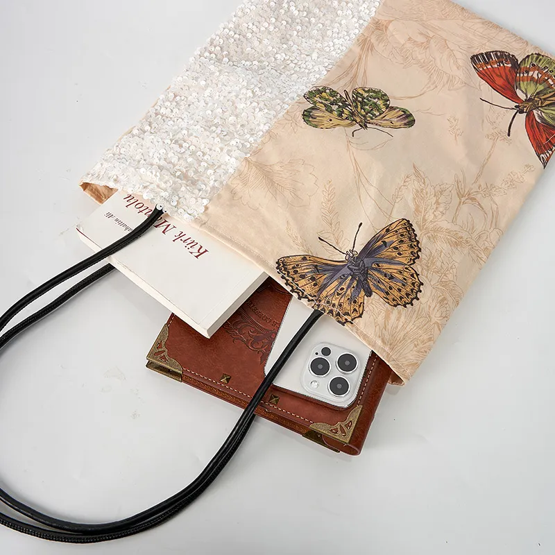 The British Museum Fabric Shoulder Bag Women's Ecru-4
