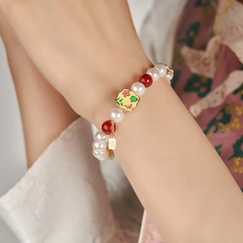 The British Museum Shell Pearl Bracelets Women's-2