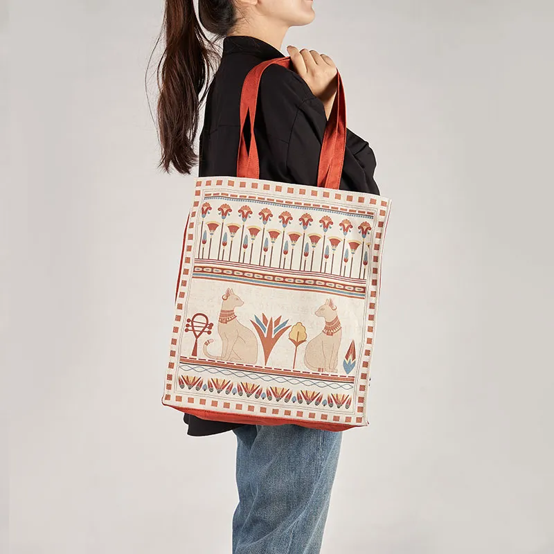 The British Museum Canvas Shoulder Bag Regular Unisex White/Red-4