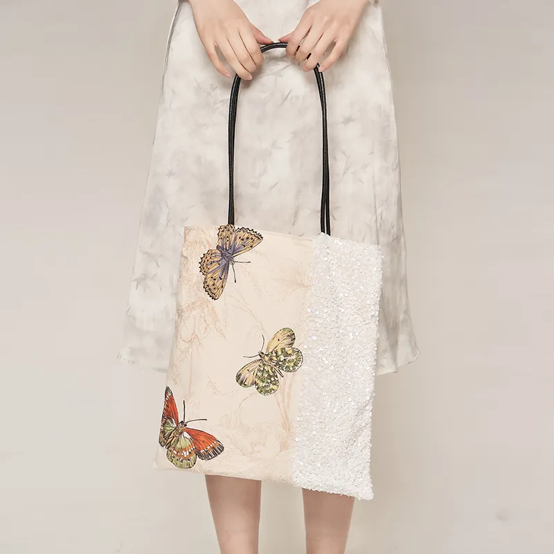 The British Museum Fabric Shoulder Bag Women's Ecru-3