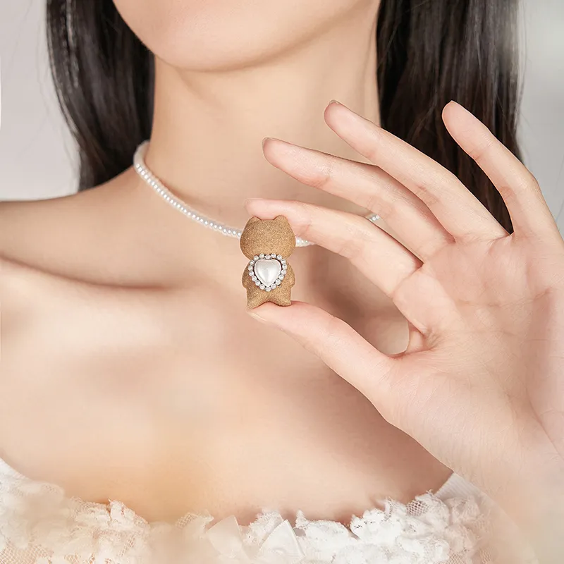The British Museum Pearl Necklaces Women's-2