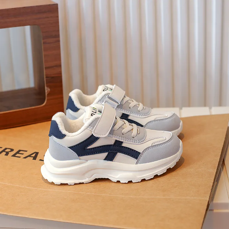 ROBINHOOD Lightweight Travel Soft Touch Leather Upper Fleece-Lined Sports Soft Sole Low-Top Kids' Running Shoes Kids'-5