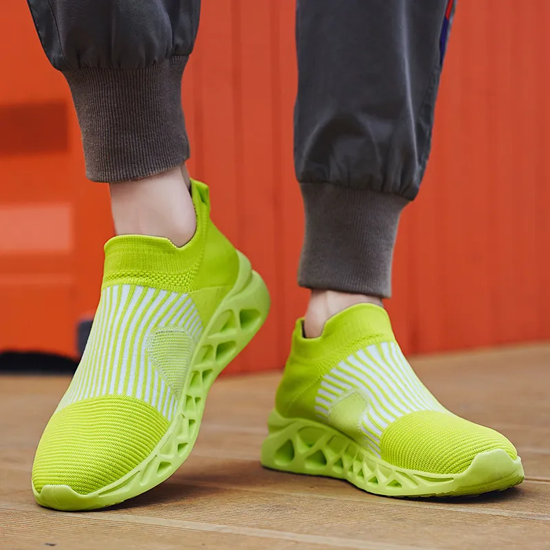 Green Feet Abrasion Resistant Cushioning Mid Top Casual Shoes Unisex-4