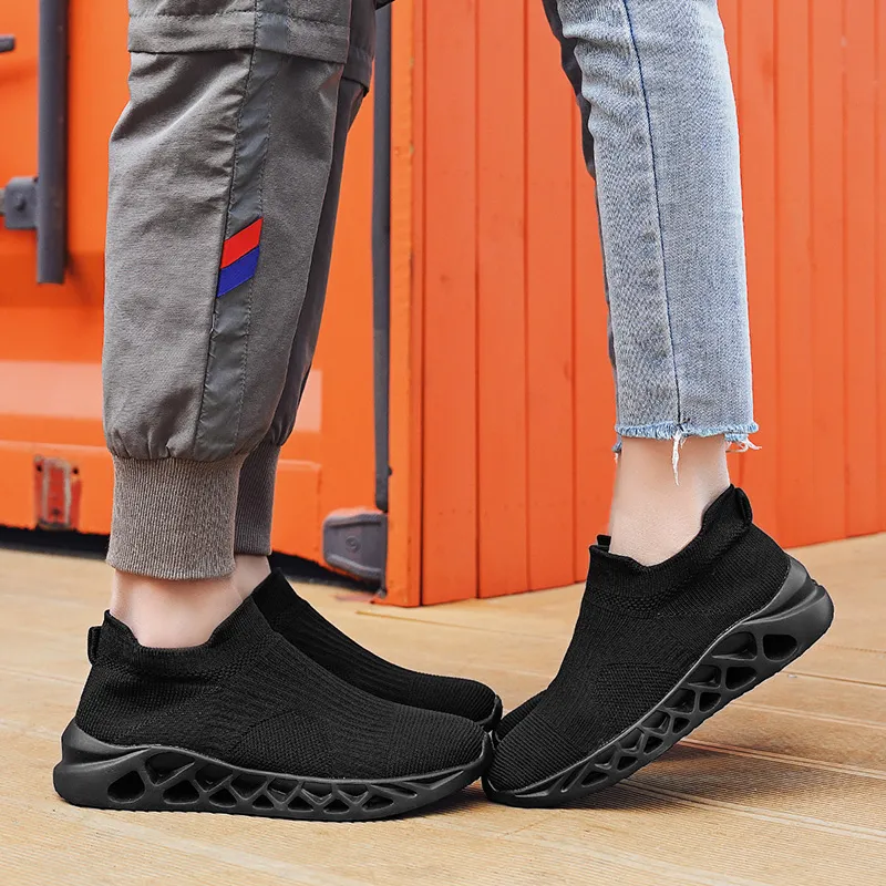 Green Feet Abrasion Resistant Cushioning Mid Top Casual Shoes Unisex-18