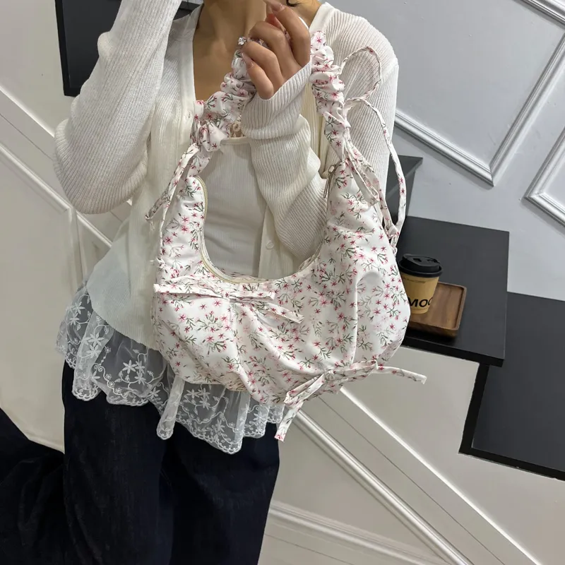 PULUWIRR Nylon Shoulder Bag Women's Multicolor-18