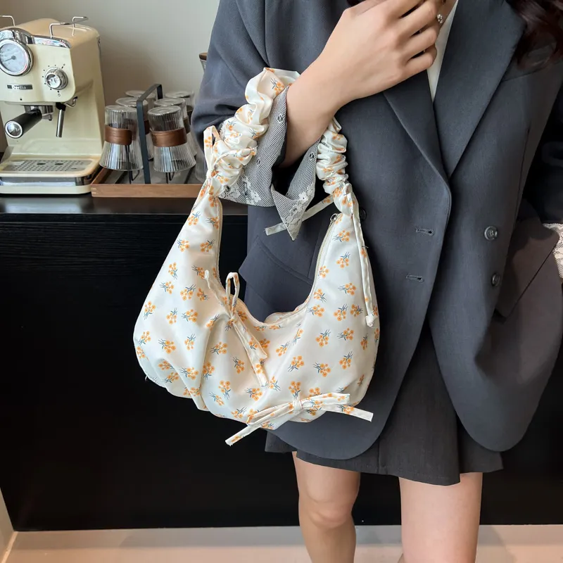 PULUWIRR Nylon Shoulder Bag Women's Multicolor-28