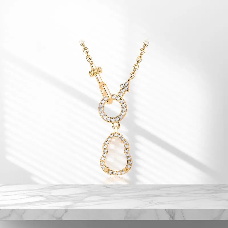Star Treasures Chalcedony Necklaces Women's-1