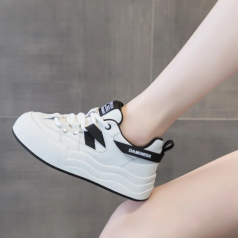 A Fairy Tale Of A Pair Of Shoes Anti Slip Wear Resistant Low Top Skateboard Shoes Women's-15