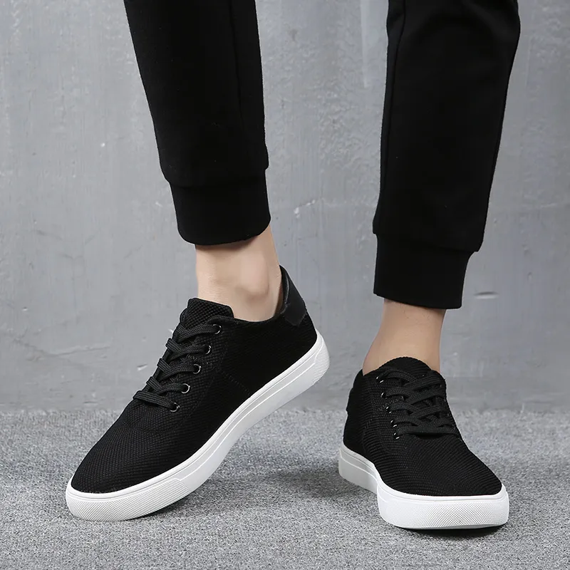 A Fairy Tale Of A Pair Of Shoes Low Top Canvas Shoes Men's-4