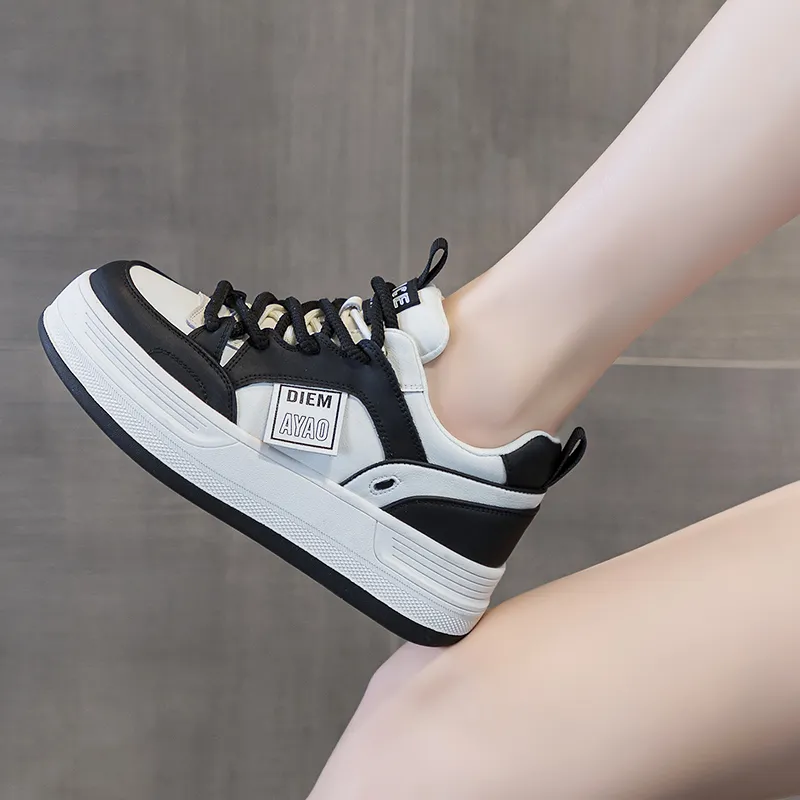 A Fairy Tale Of A Pair Of Shoes Anti-Slip Wear-Resistant Low-Top Skateboard Shoes Women's-14