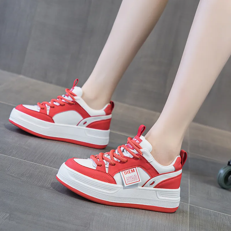 A Fairy Tale Of A Pair Of Shoes Anti-Slip Wear-Resistant Low-Top Skateboard Shoes Women's-23