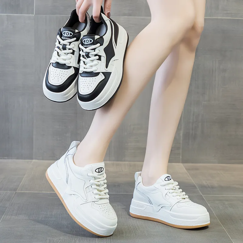A Fairy Tale Of A Pair Of Shoes Anti Slip Wear Resistant Low Top Skateboard Shoes Women's-1