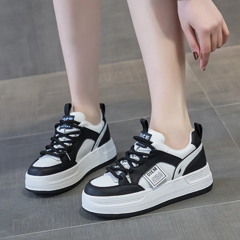 A Fairy Tale Of A Pair Of Shoes Anti-Slip Wear-Resistant Low-Top Skateboard Shoes Women's-16