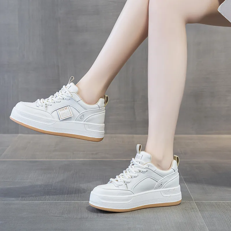 A Fairy Tale Of A Pair Of Shoes Anti-Slip Wear-Resistant Low-Top Skateboard Shoes Women's-8