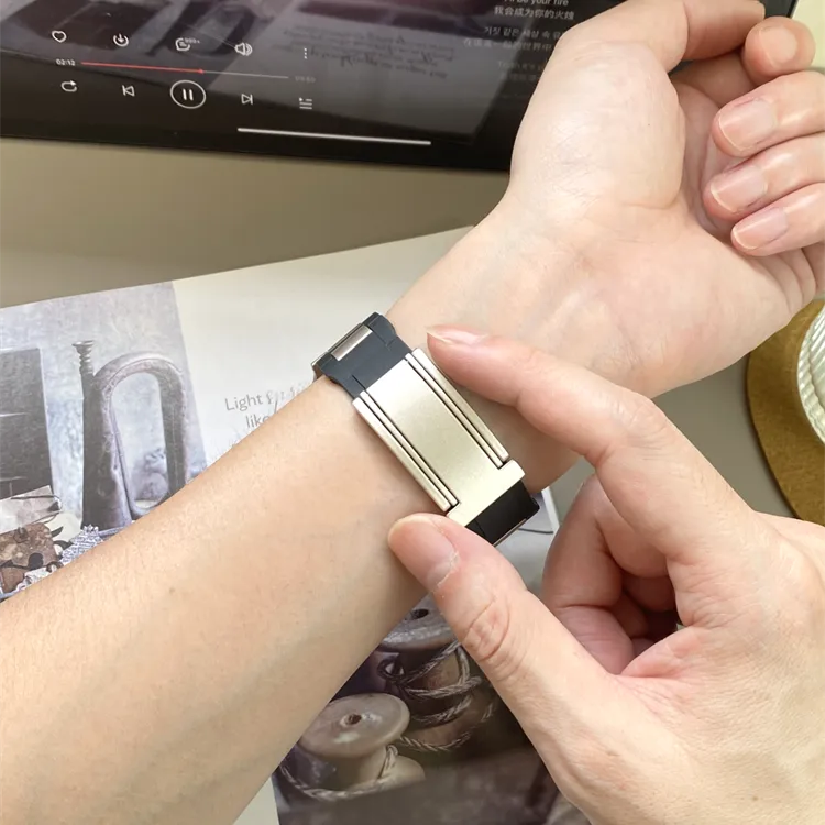KVZUVUU Apple Compatibility Watch Band Stainless Steel, Rubber Material-15