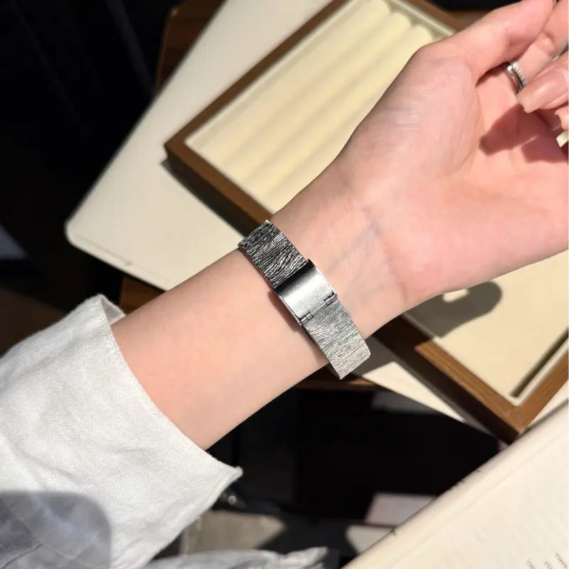 KVZUVUU Apple Compatibility Watch Band Metal-11