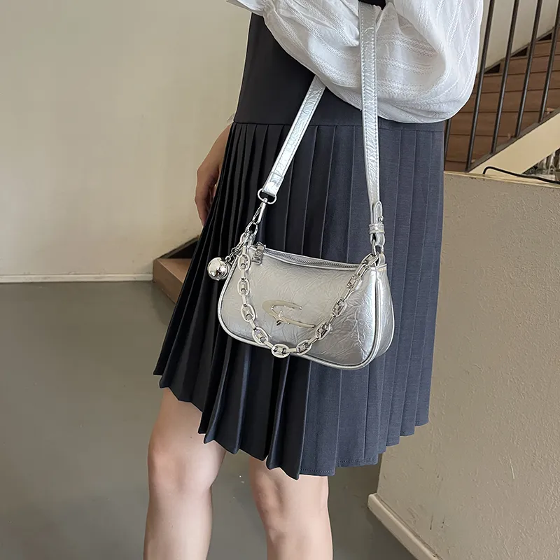 Dusen Kangaroo PU Shoulder Bag Regular Women's Black/White/Silver-11