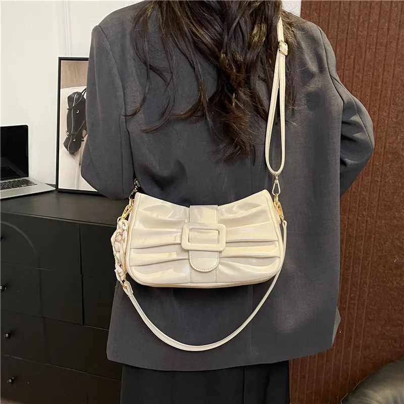 Dusen Kangaroo PU Shoulder Bag Women's White/Black/Ecru/Khaki/Blue/Pink-8
