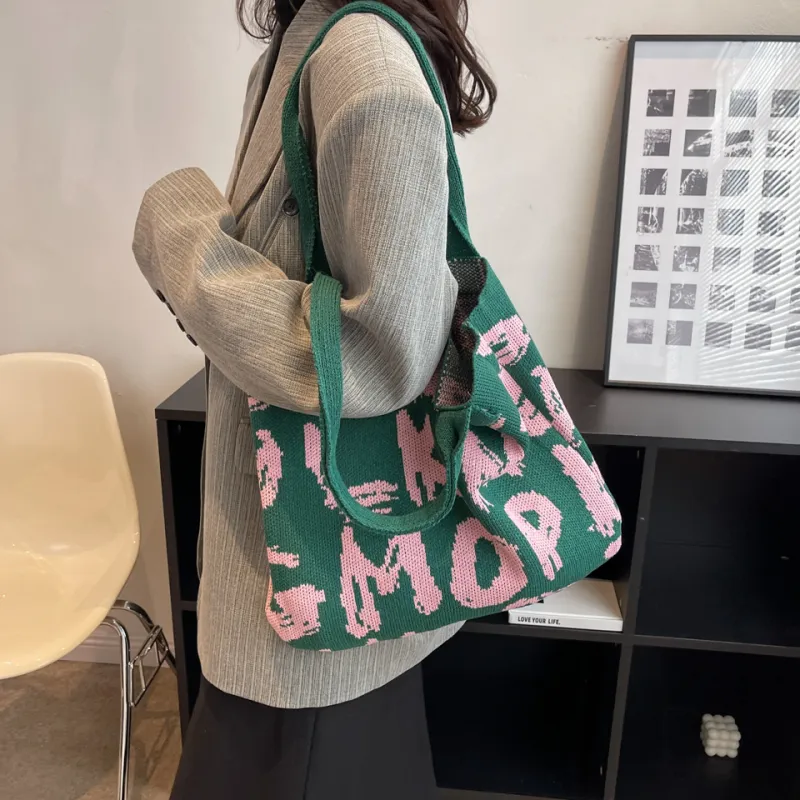 Dusen Kangaroo Knitted Fabric Shoulder Bag Regular Women's Black/Violet/Beige/Pink/Green & White/Green & Pink-32