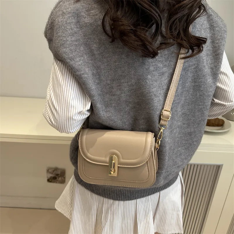 Dusen Kangaroo PU Small Square Bag, Crossbody Bag Regular Women's White/Black/Brown-19