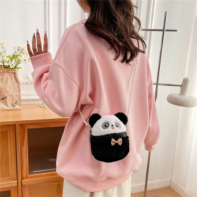 Dusen Kangaroo Plush Shoulder Bag Unisex White/Light Brown-19