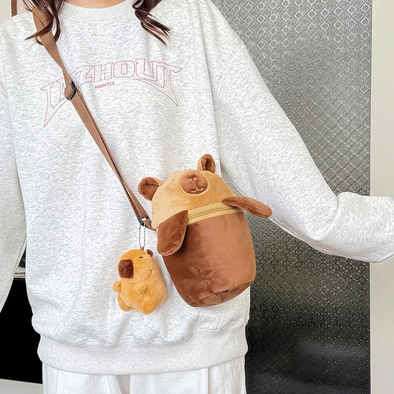Dusen Kangaroo Plush Shoulder Bag Unisex White/Light Brown-7