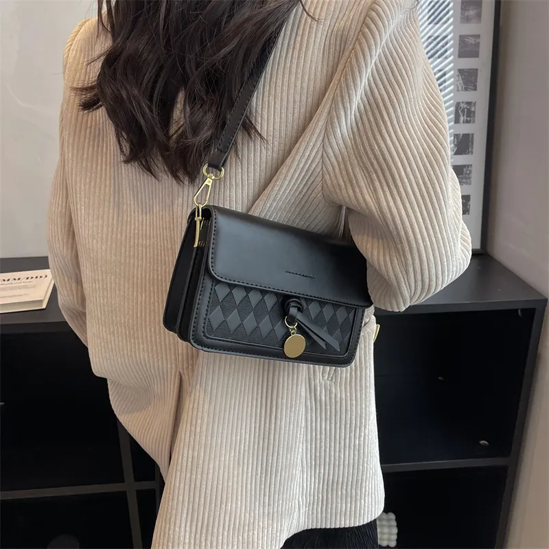 Dusen Kangaroo PU Crossbody Bag Regular Women's Multicolor-15