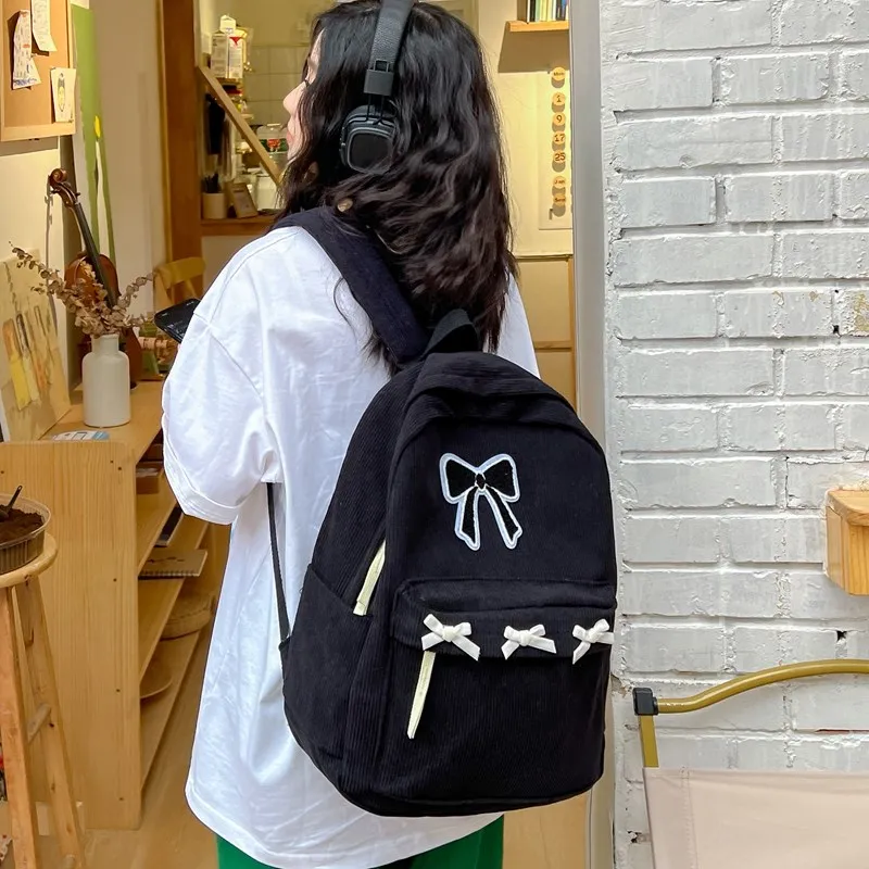 Dusen Kangaroo Nylon Backpack Women's White/Black-6