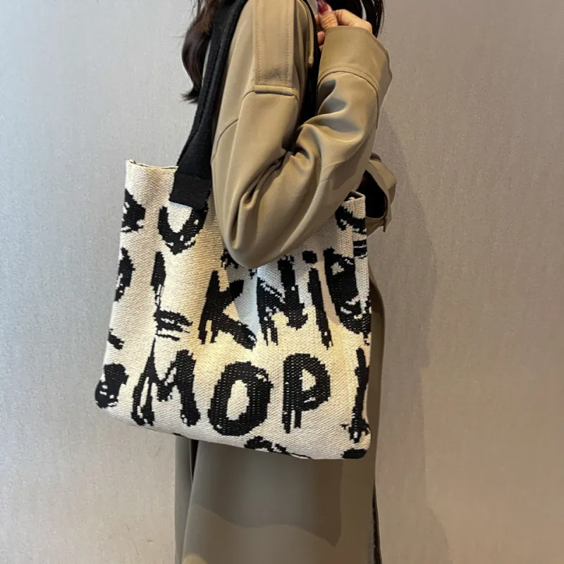 Dusen Kangaroo Knitted Fabric Shoulder Bag Regular Women's Black/Violet/Beige/Pink/Green & White/Green & Pink-13