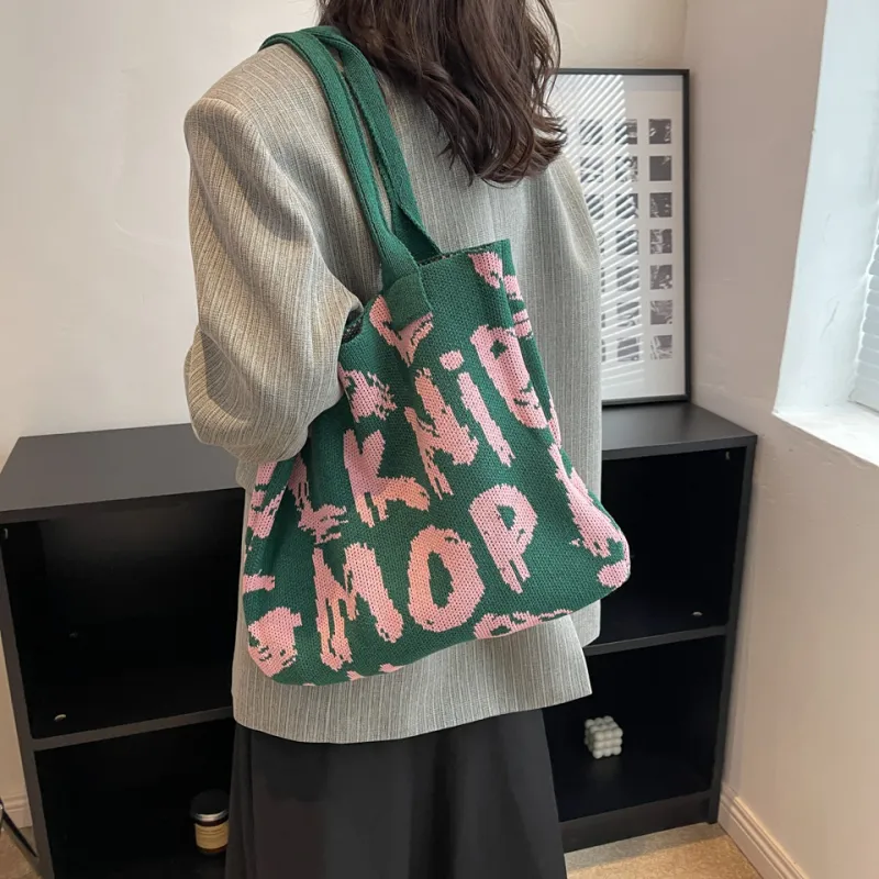 Dusen Kangaroo Knitted Fabric Shoulder Bag Regular Women's Black/Violet/Beige/Pink/Green & White/Green & Pink-31