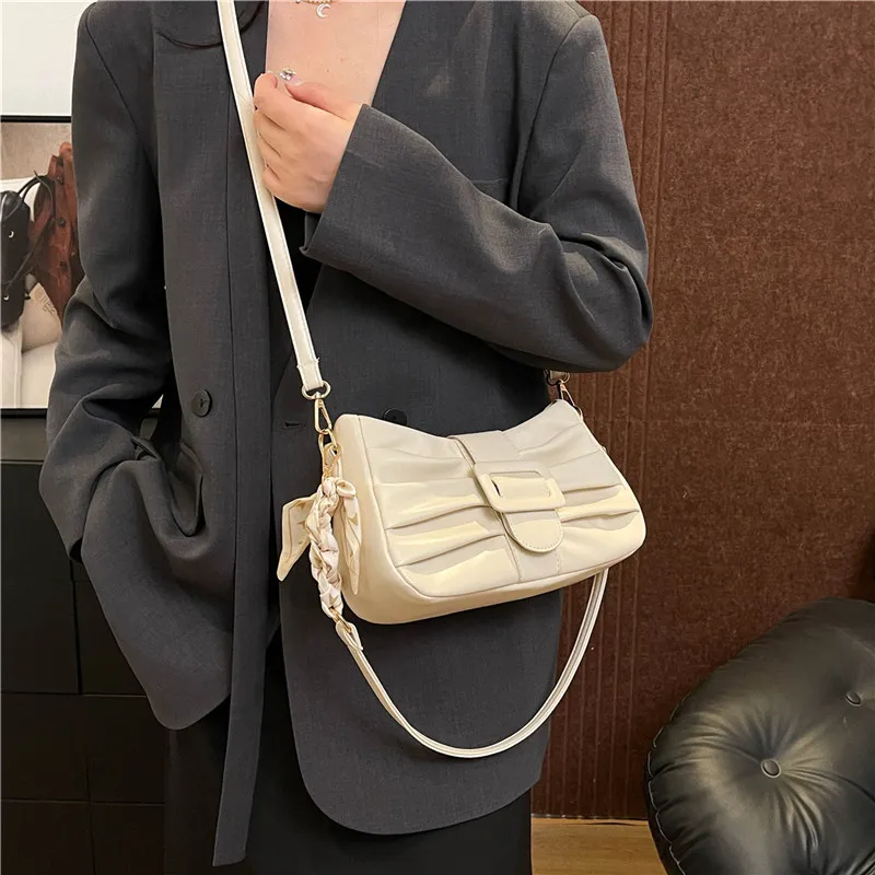 Dusen Kangaroo PU Shoulder Bag Women's White/Black/Ecru/Khaki/Blue/Pink-7