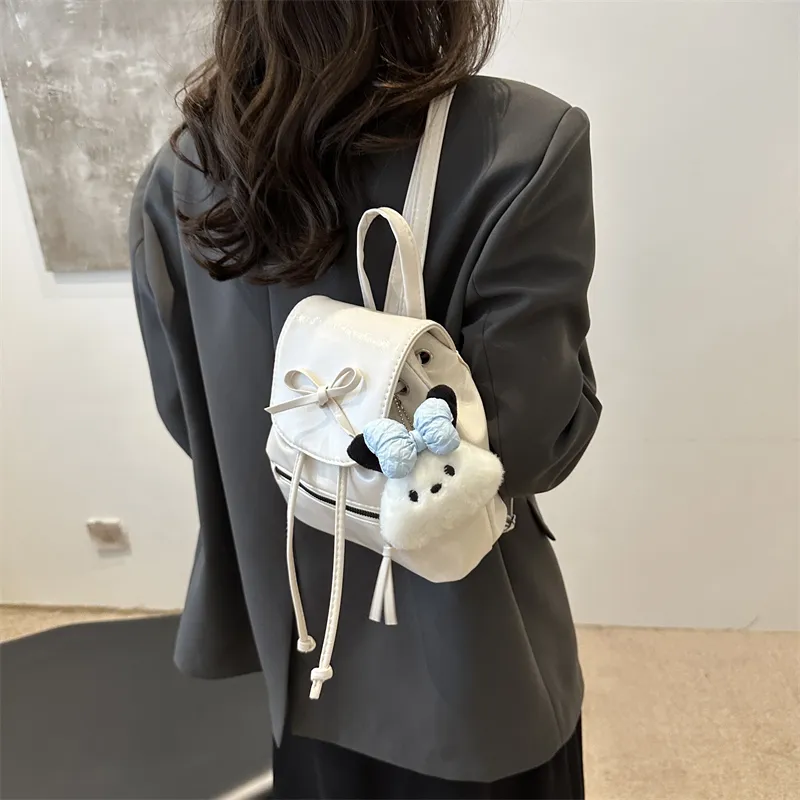 Dusen Kangaroo PU Backpack On The Shoulder Regular Women's Silver/White/Black/Red-10