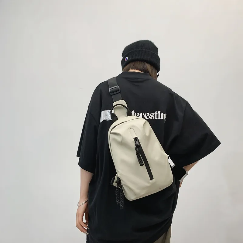 Dusen Kangaroo Nylon Sling Bag Regular Unisex White/Black-1