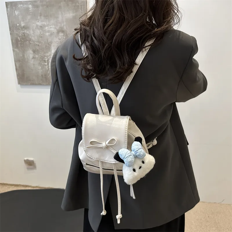 Dusen Kangaroo PU Backpack On The Shoulder Regular Women's Silver/White/Black/Red-9