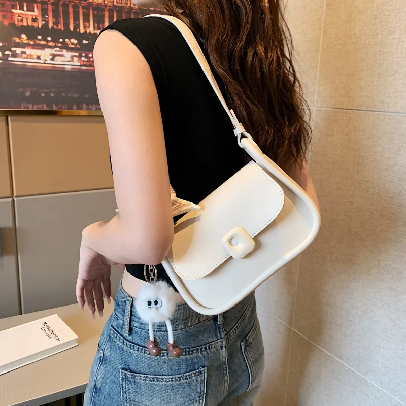Dusen Kangaroo PU Shoulder Bag Medium Size Women's White/Black/Khaki-8